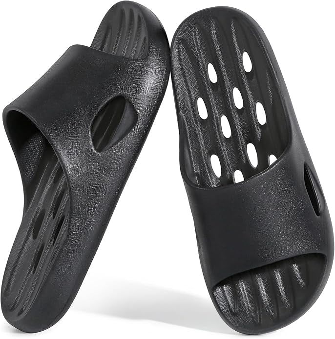 SHOWER SHOES: Guys