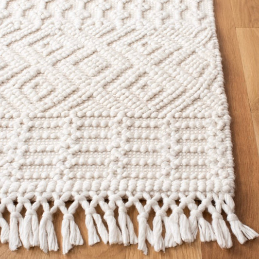 rug with fringes