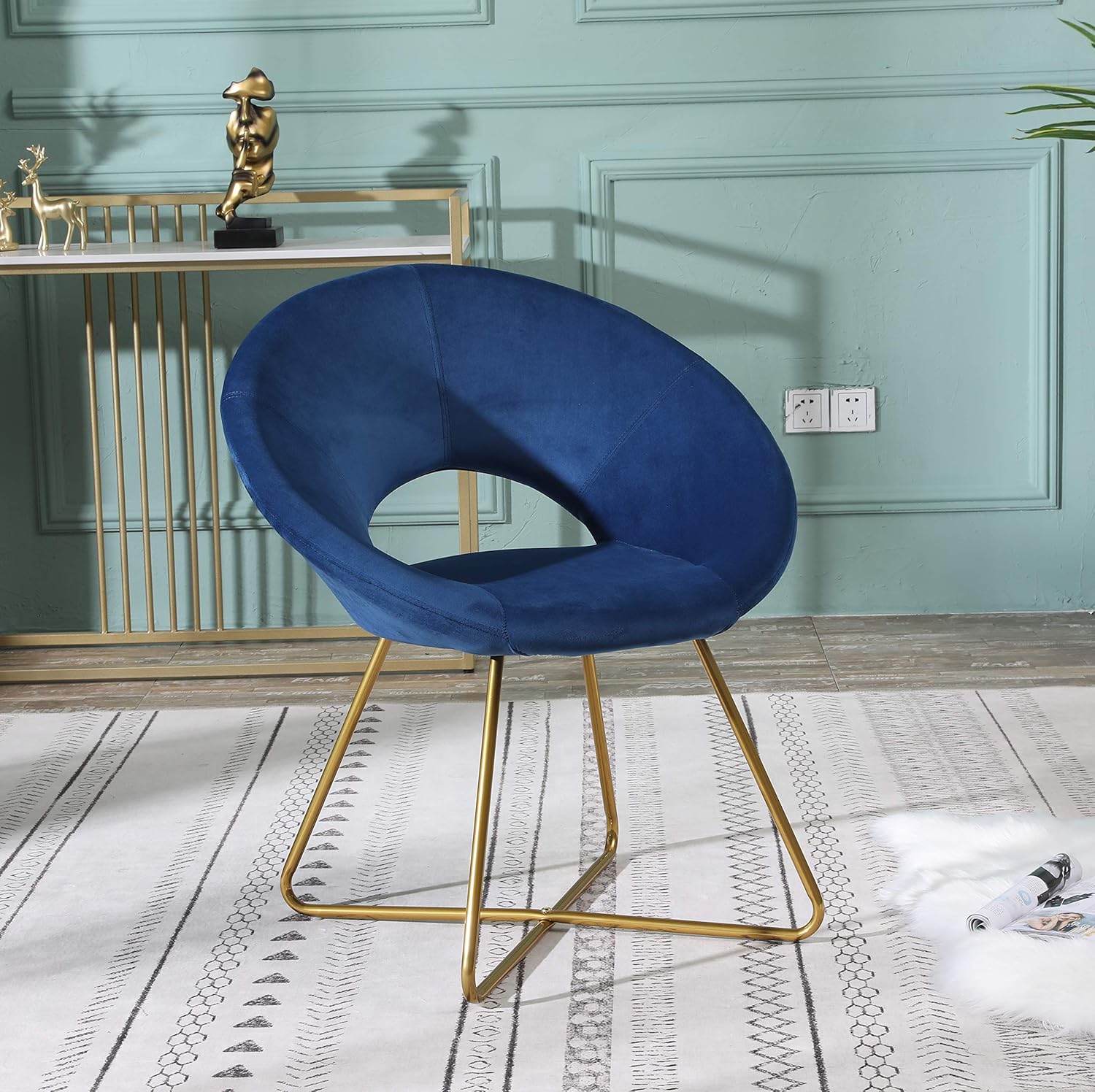 wing-back dorm accent chair in blue velvet