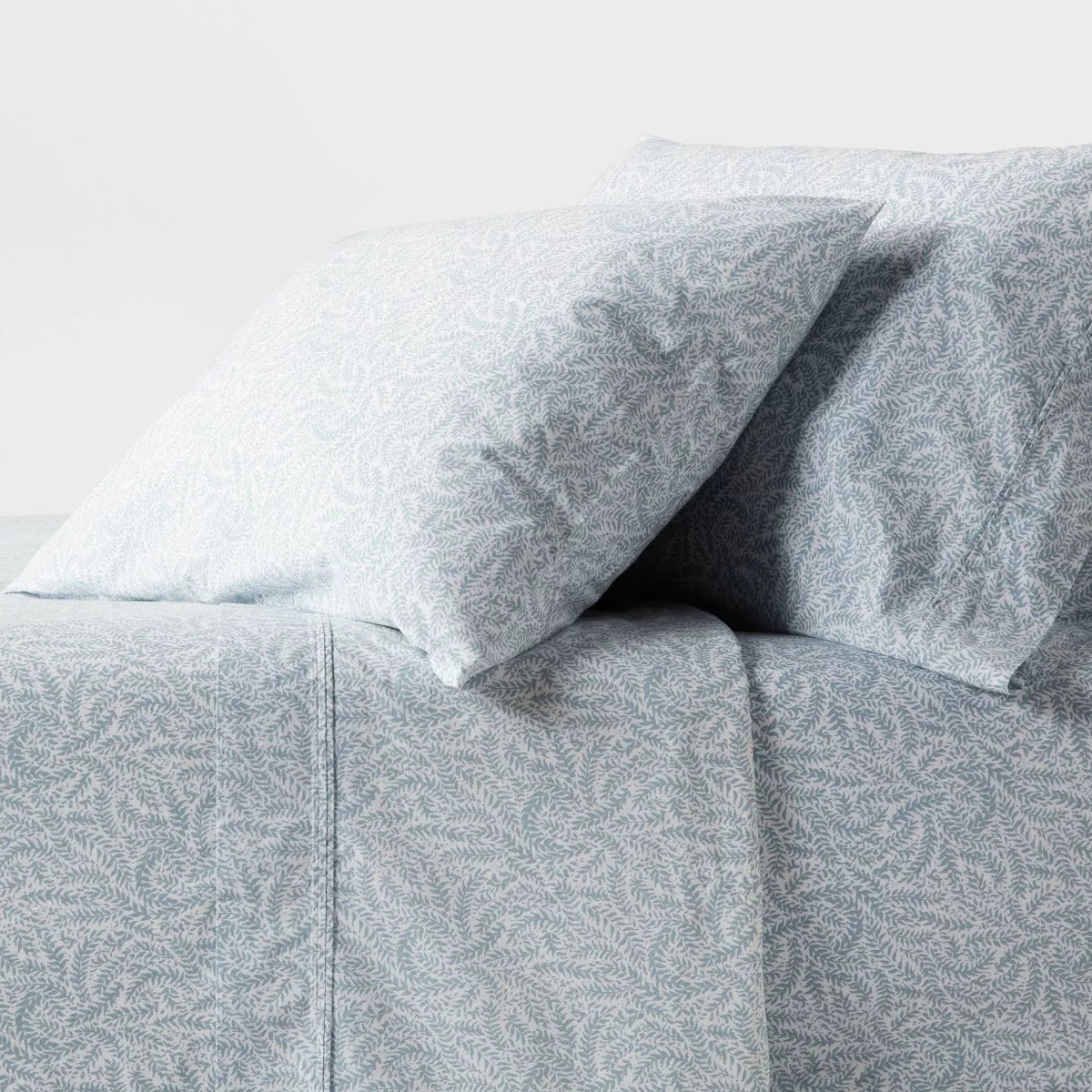 100% cotton percale, Target 350 thread count, twin xl dorm sheets in blue floral