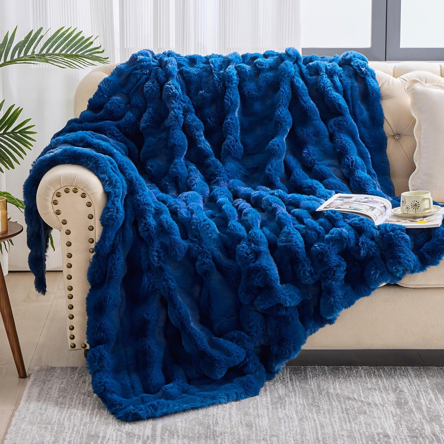 THROW BLANKET: Decorative | Faux Rabbit Pink